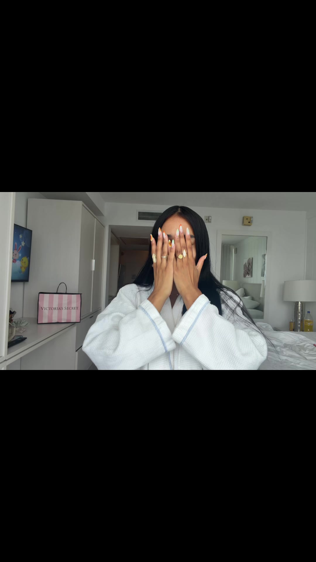 @JULIE🥭