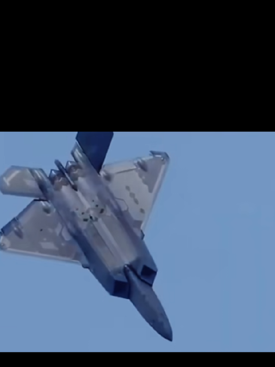 @f22r4ptor