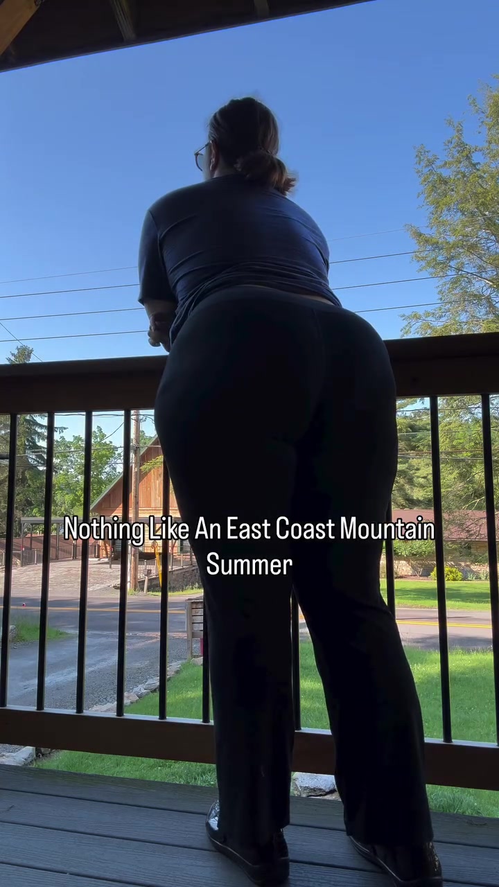 @Curvy Courtney