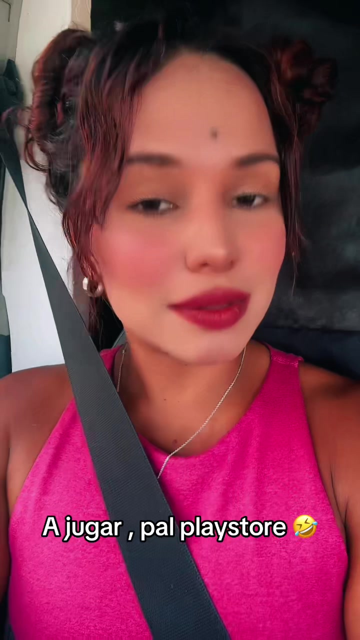 @caradelis7