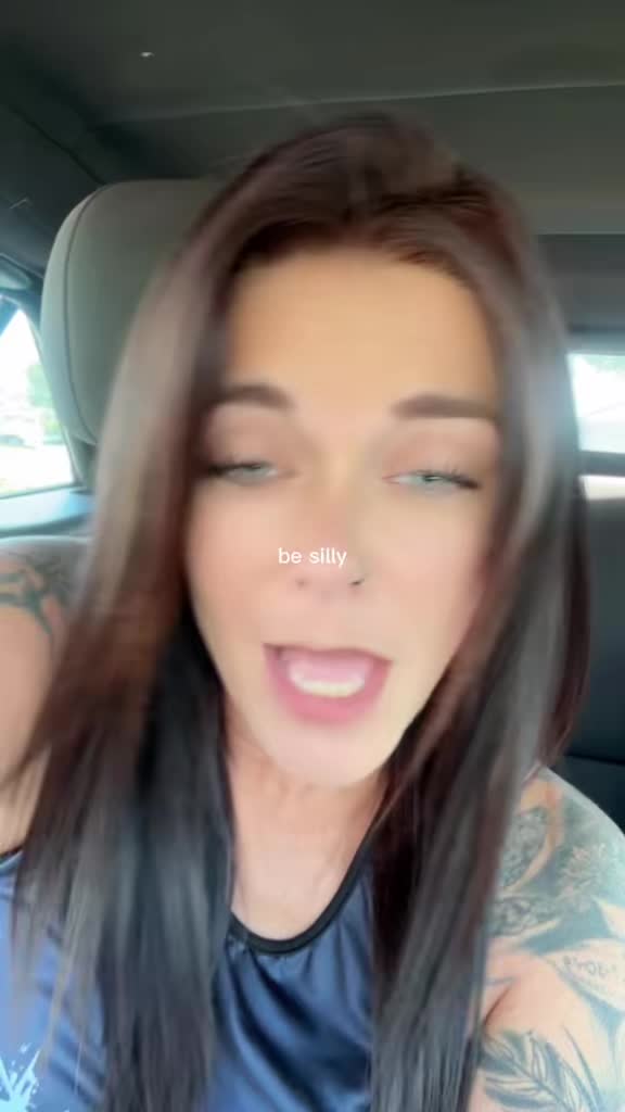 @✨𝓣𝓪𝓽𝓽𝓮𝓭 𝓖𝓮𝓶✨