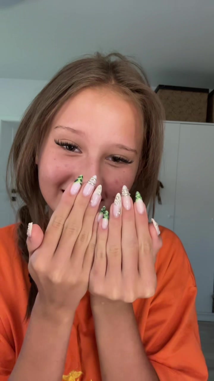 @nina_kubalak