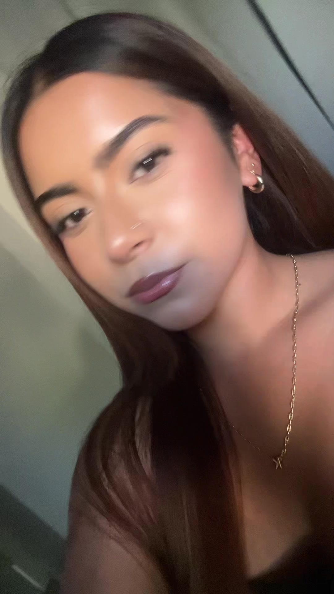 @𝑦𝑜𝑚𝑖