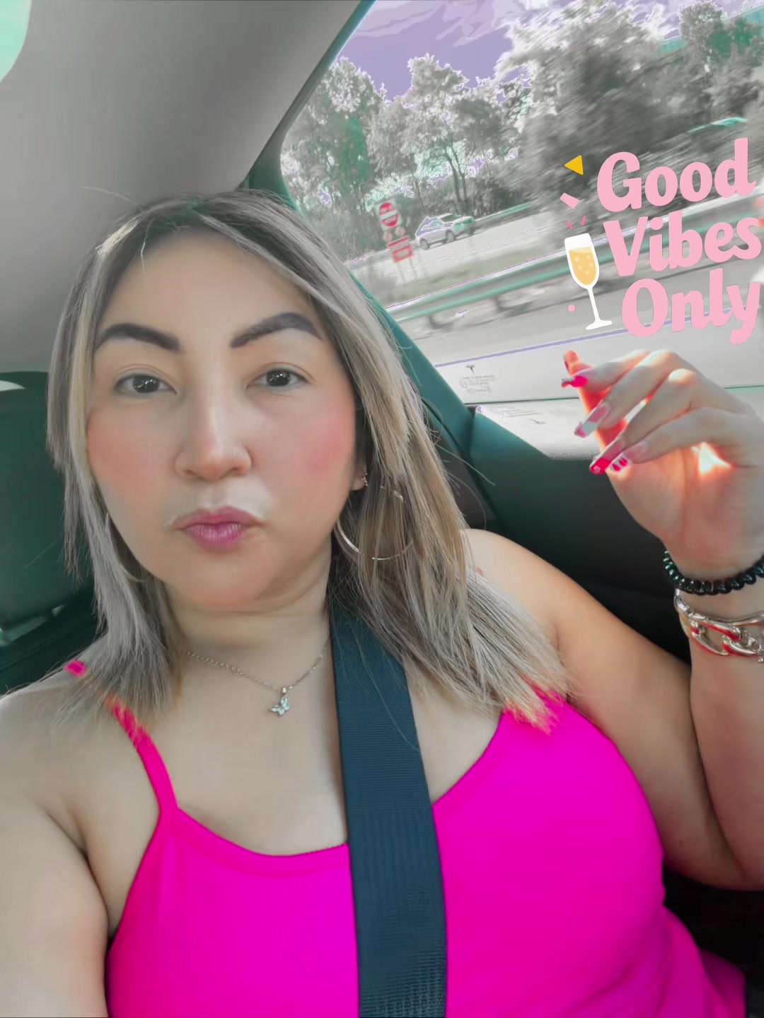 @michyybella