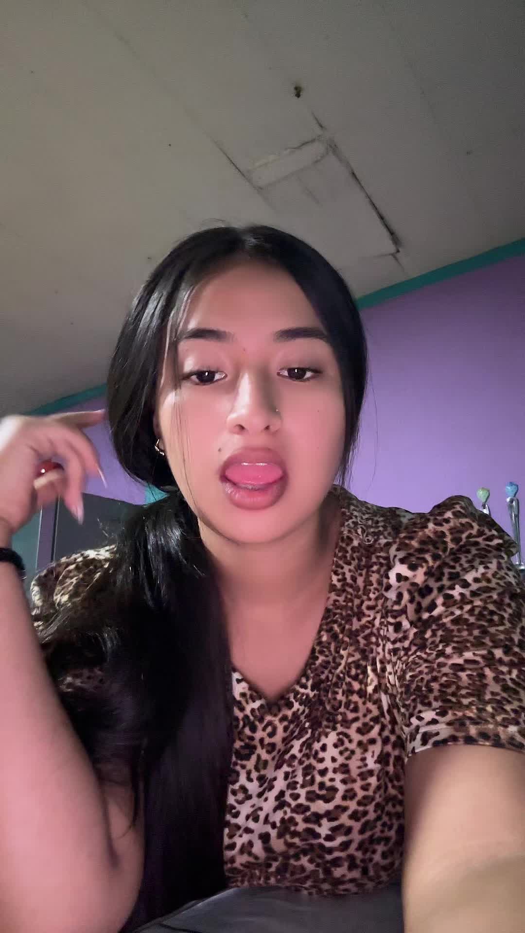 @Melanytene1