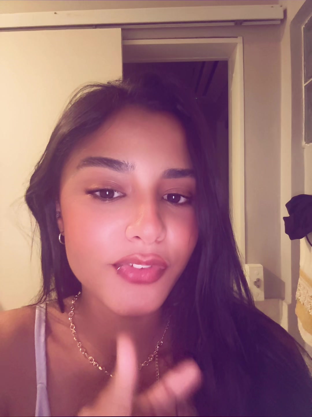 @🫦