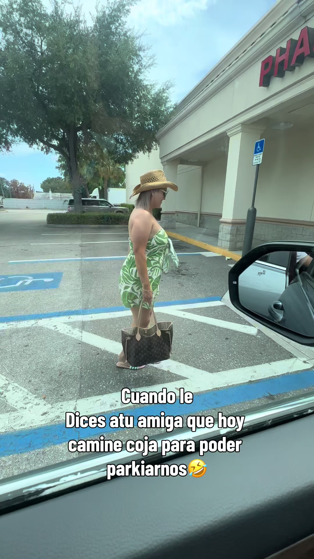 @Estefania