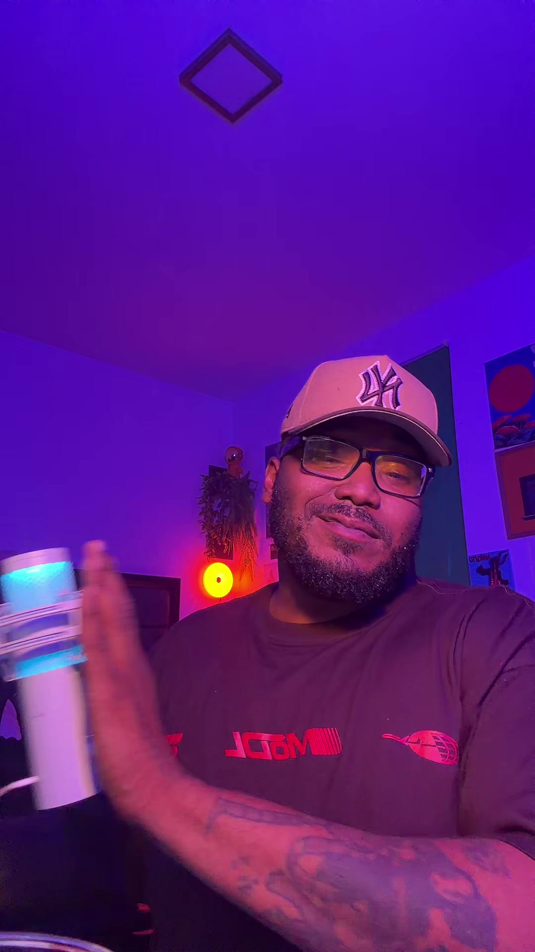 @kingtrivv