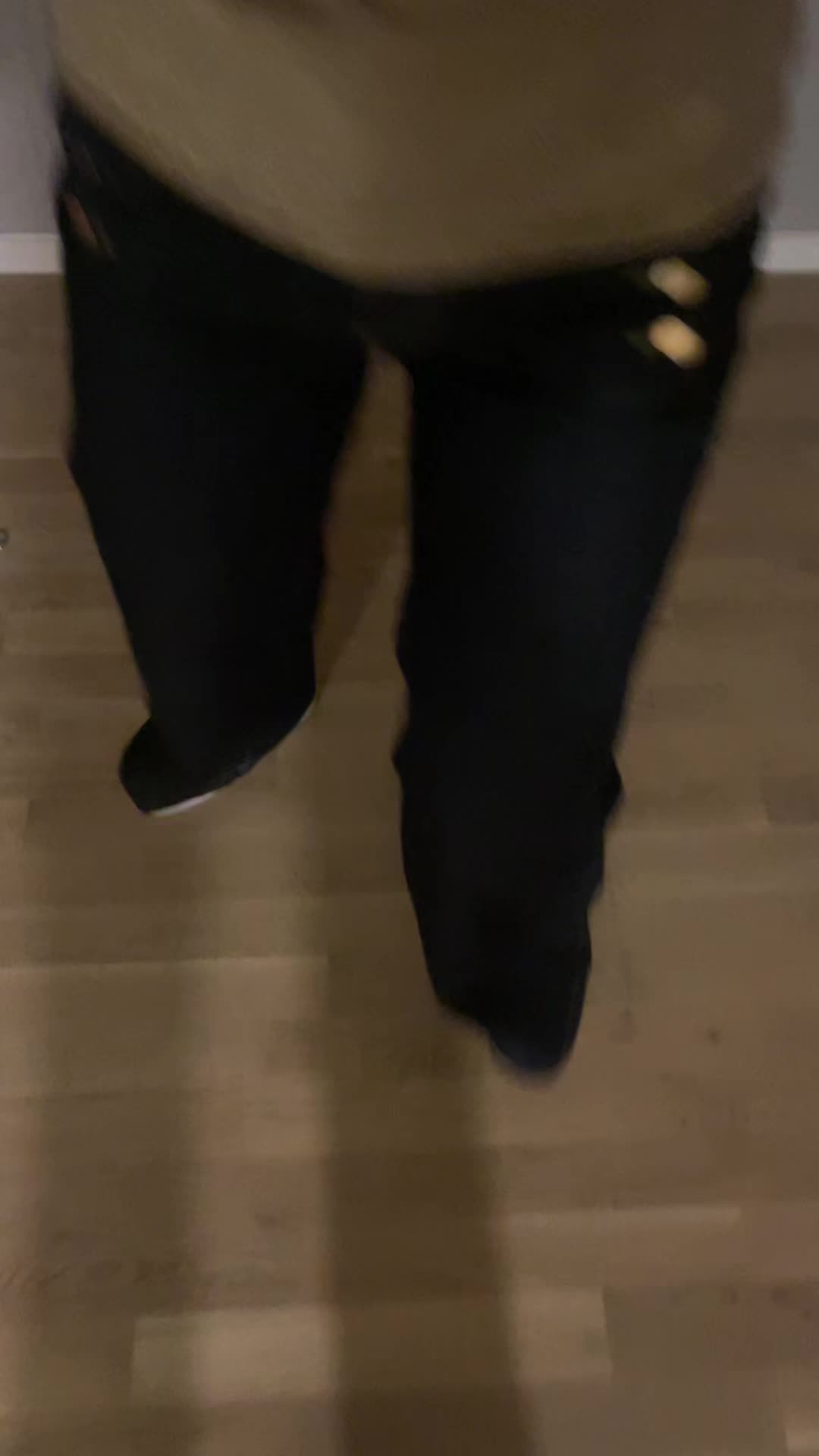 @👑