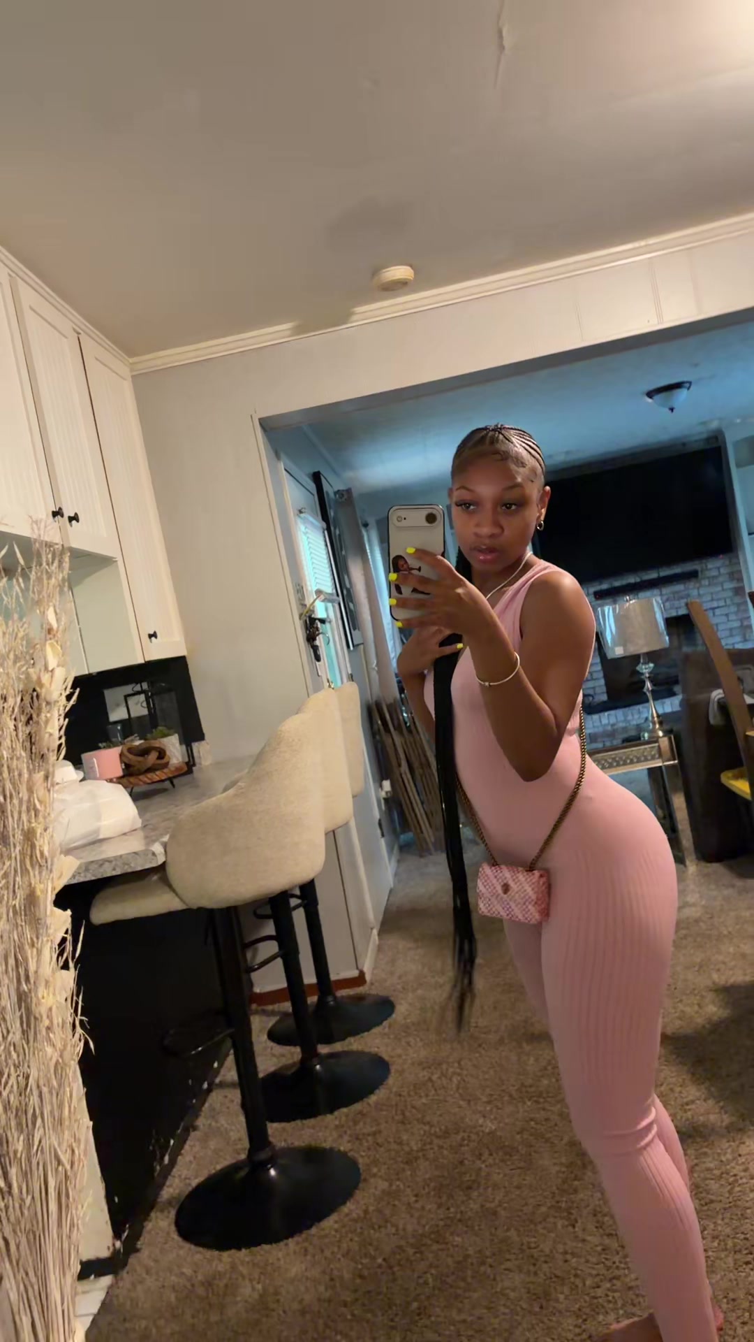 @Kbezzy💸🩷
