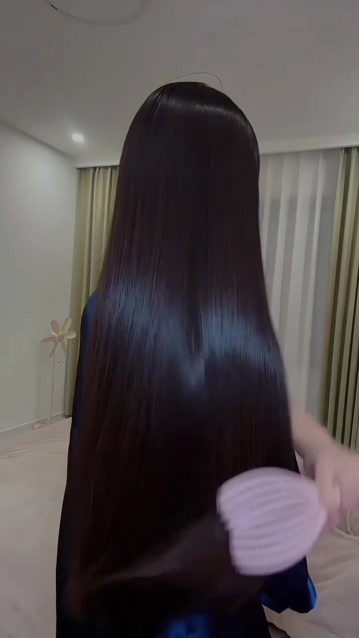 @Sexiest_long_Hair