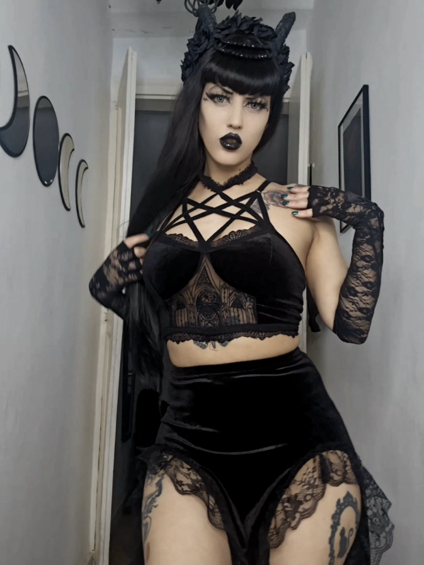 @Cherrylips