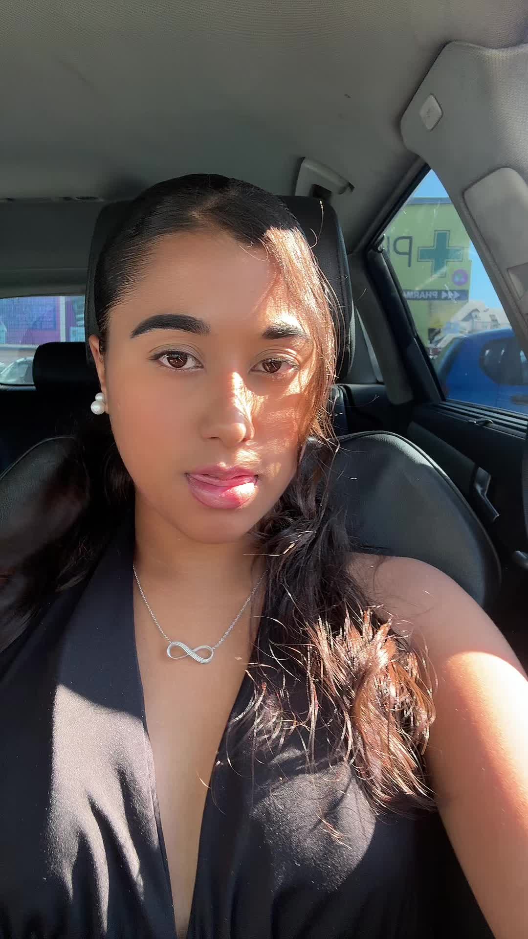 @𝐌𝐚𝐞𝐥𝐲s🌺