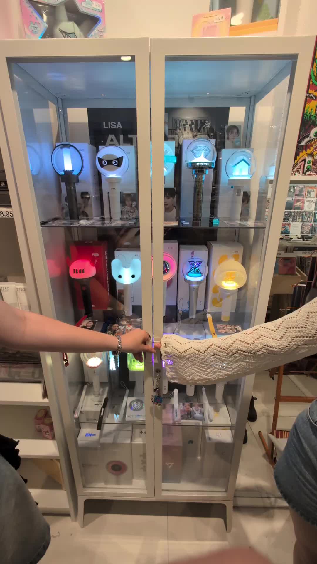 @Variaworld.kpop