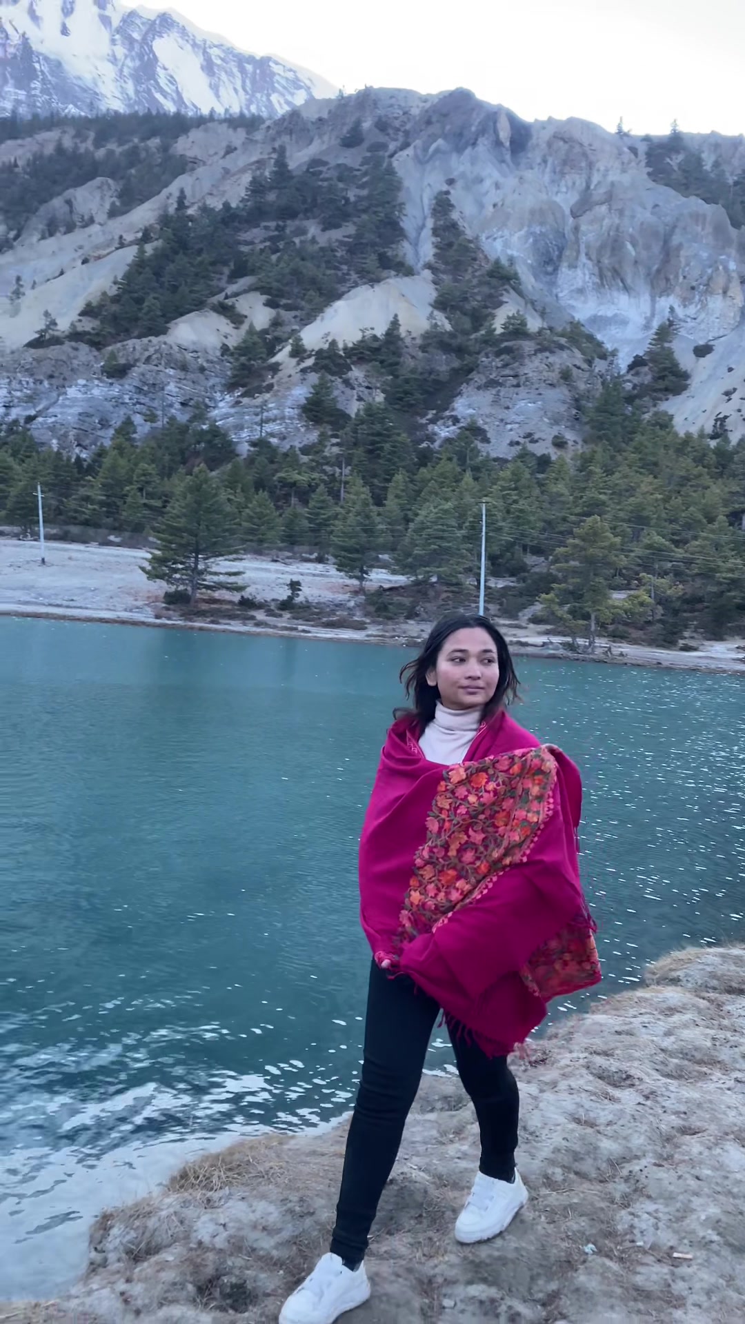 @Meenavlogs