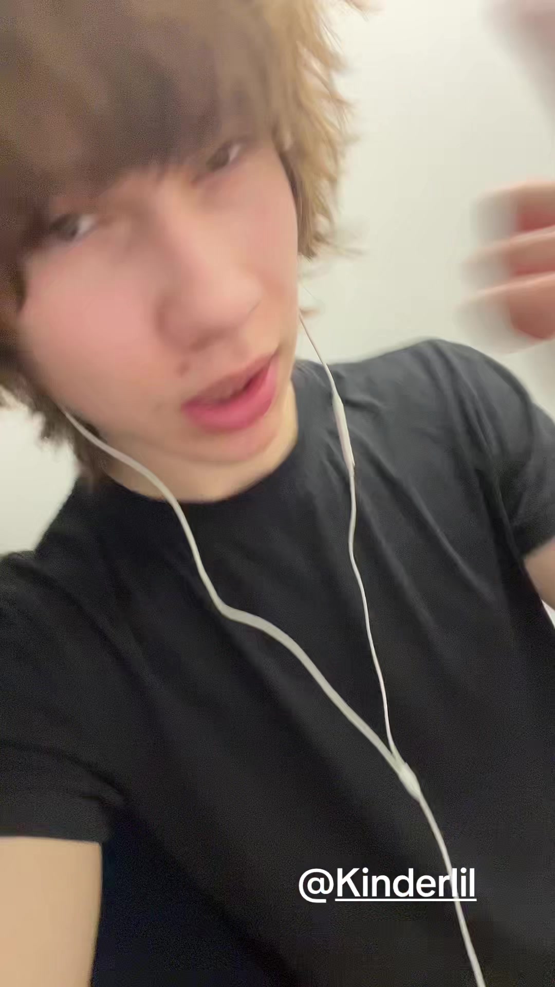 @nocurlyyy