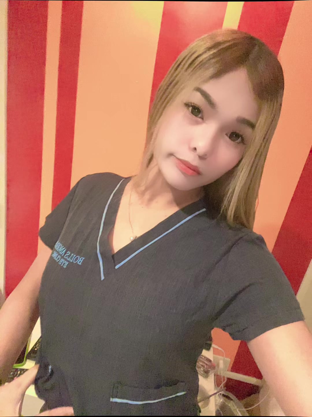 @Lexiee.
