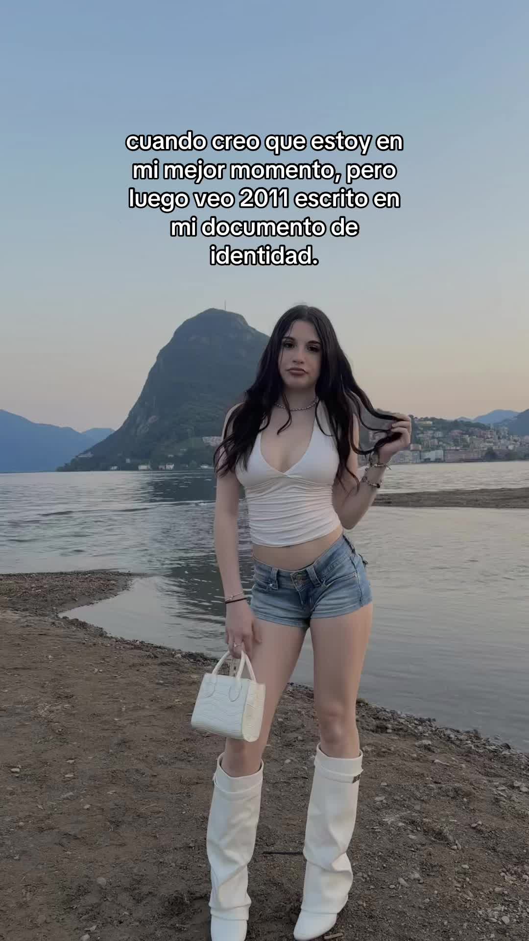 @🦇