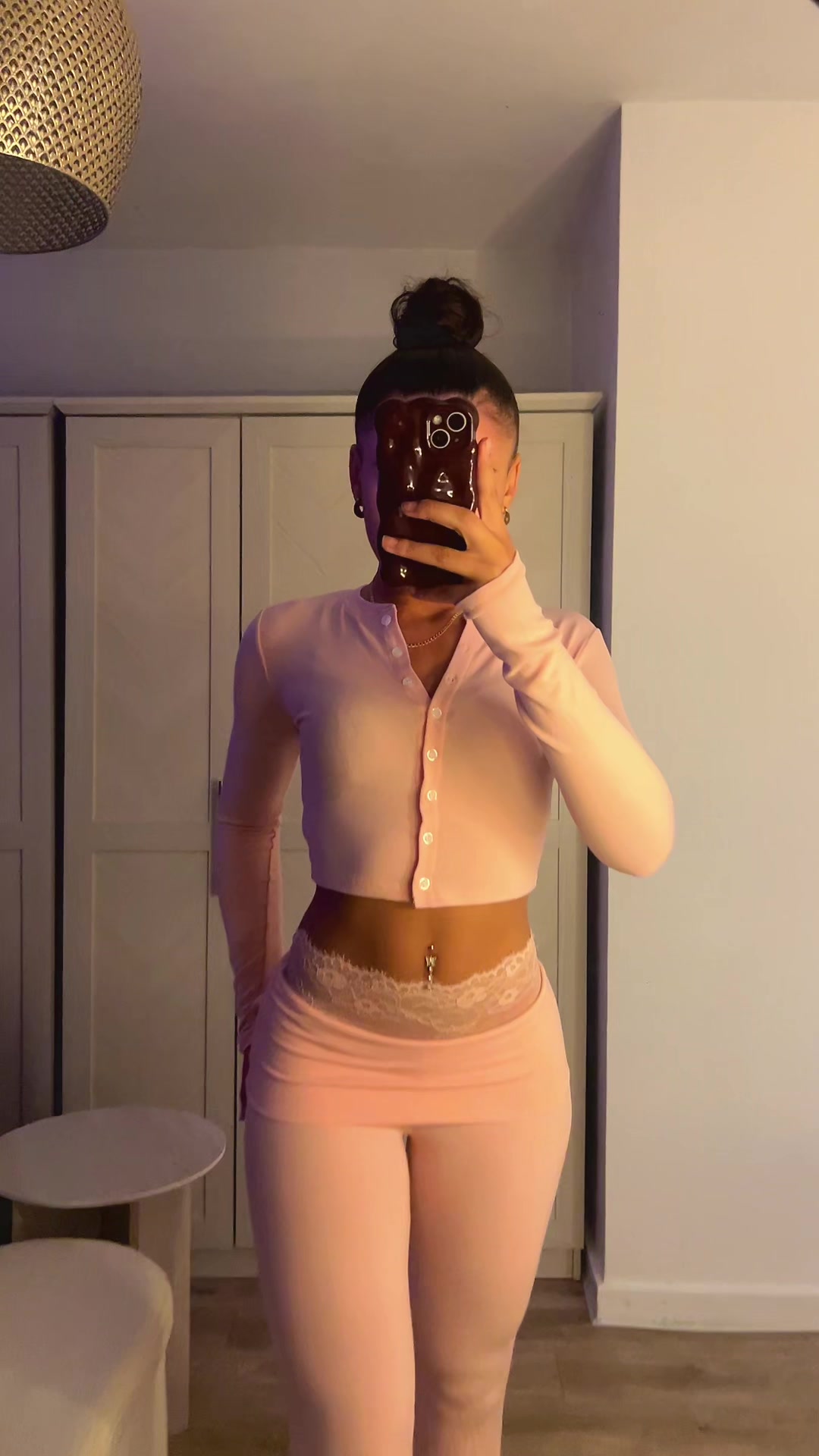 @kyrahworeit