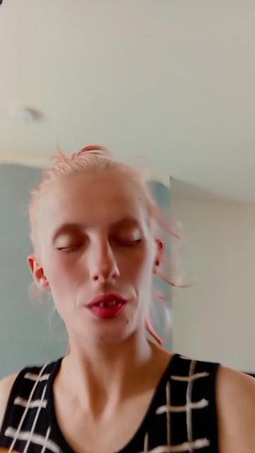 @missqueen012025