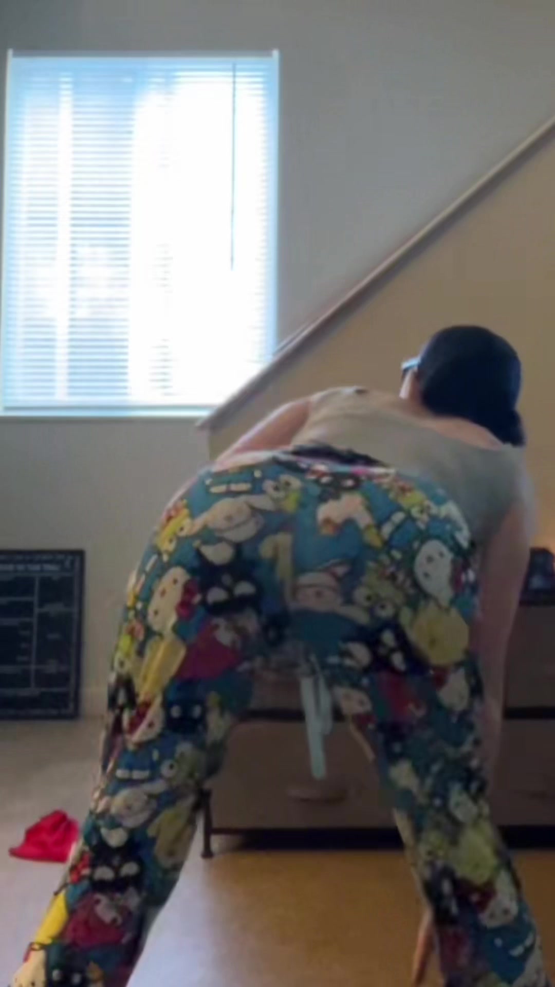 @youngholovers