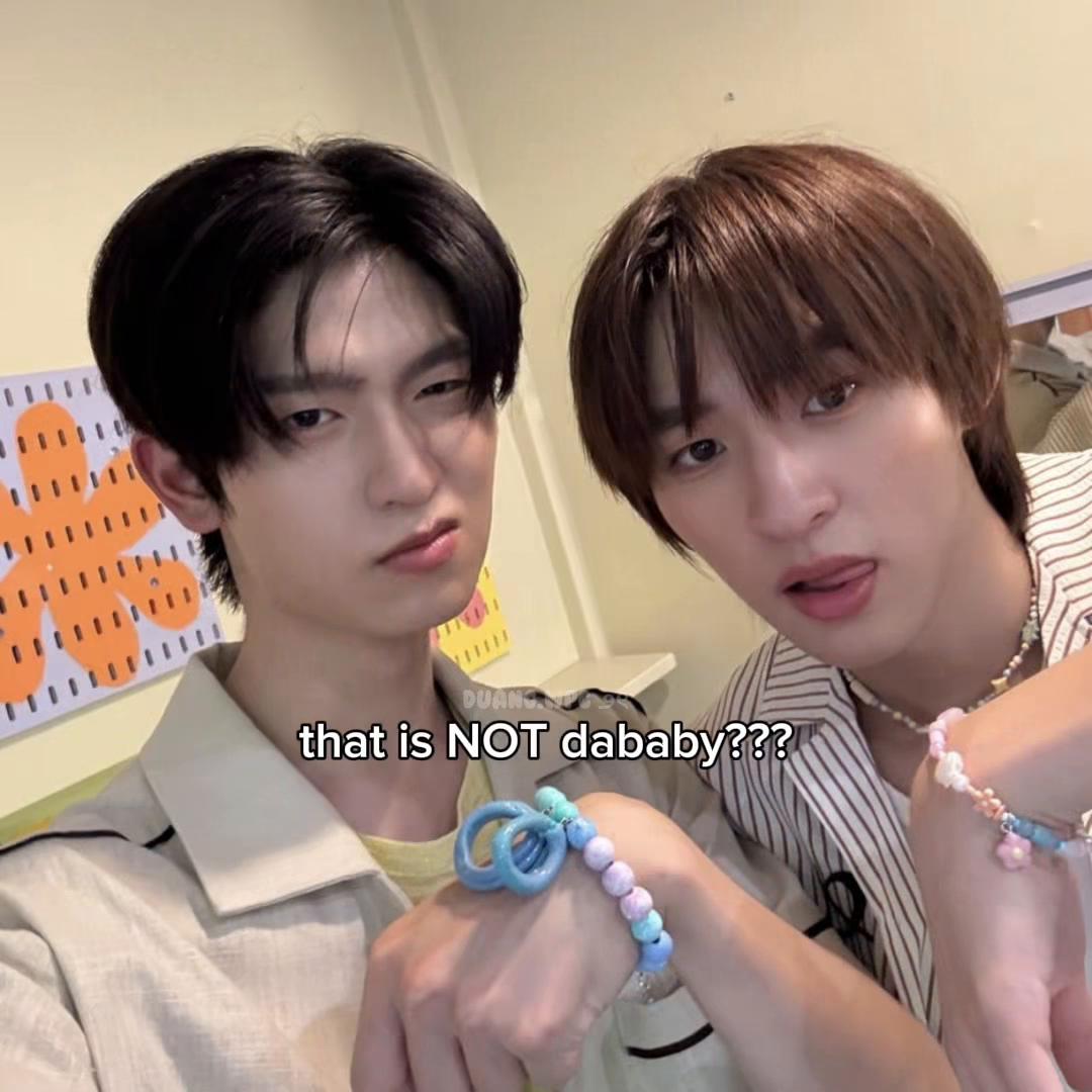 @𝒜 ۶۟ৎ &ldquo;it got on ur lips too&rdquo;