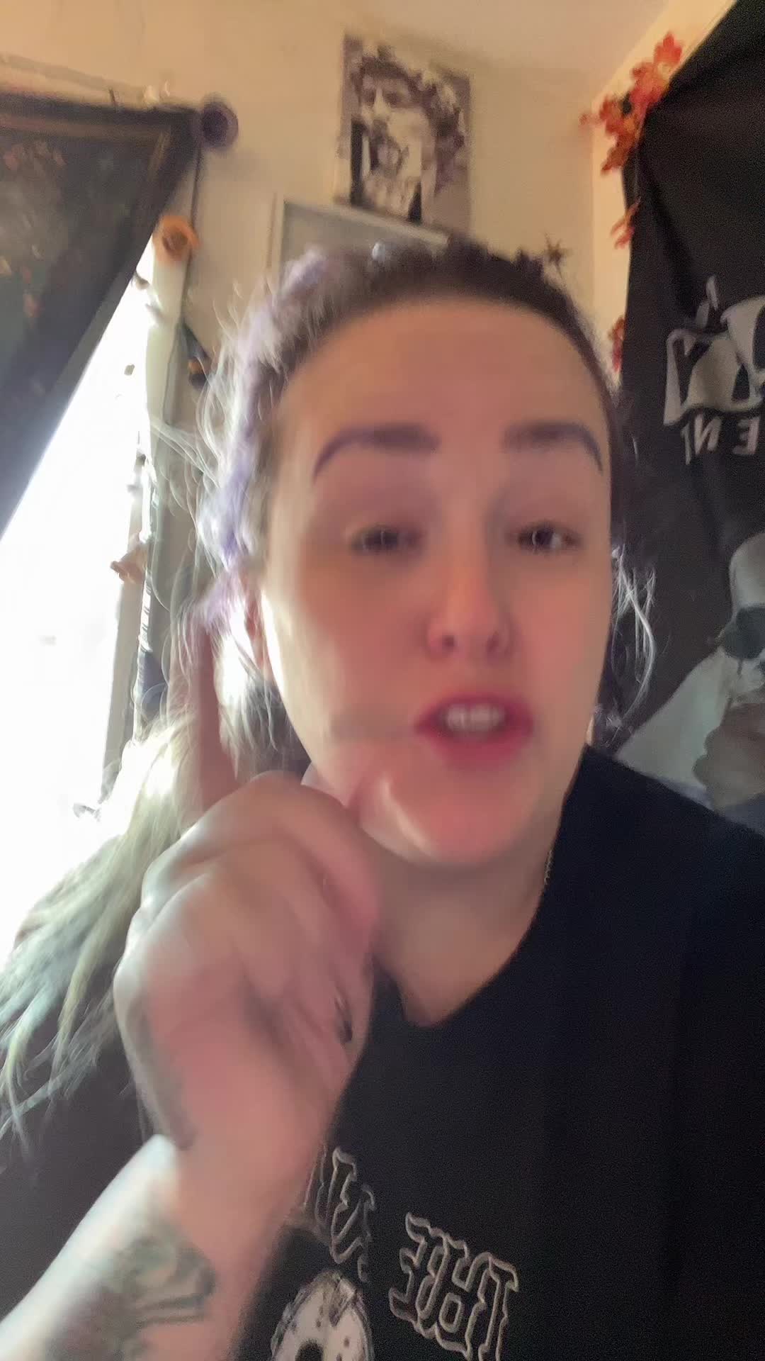 @Tessa420