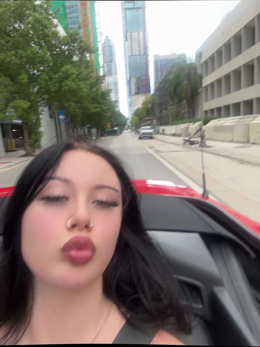 @Gi