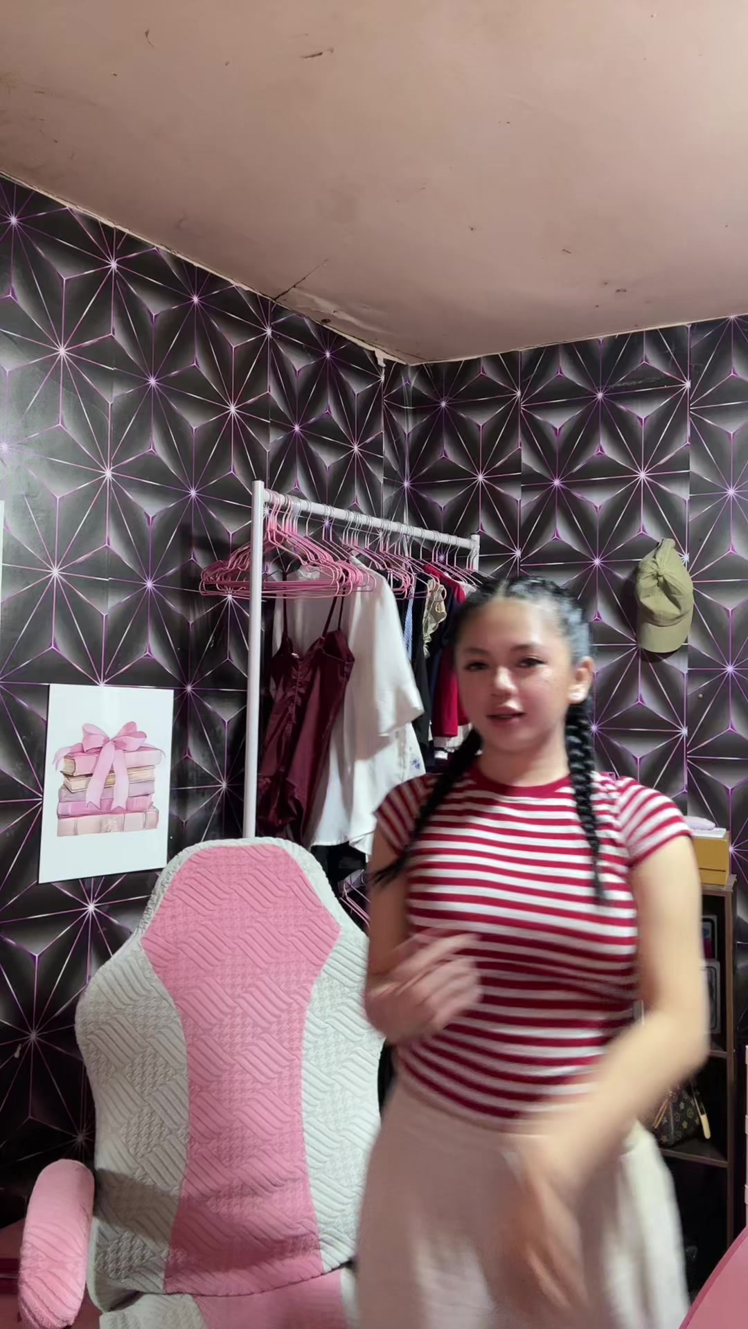 @cajegasjulie_