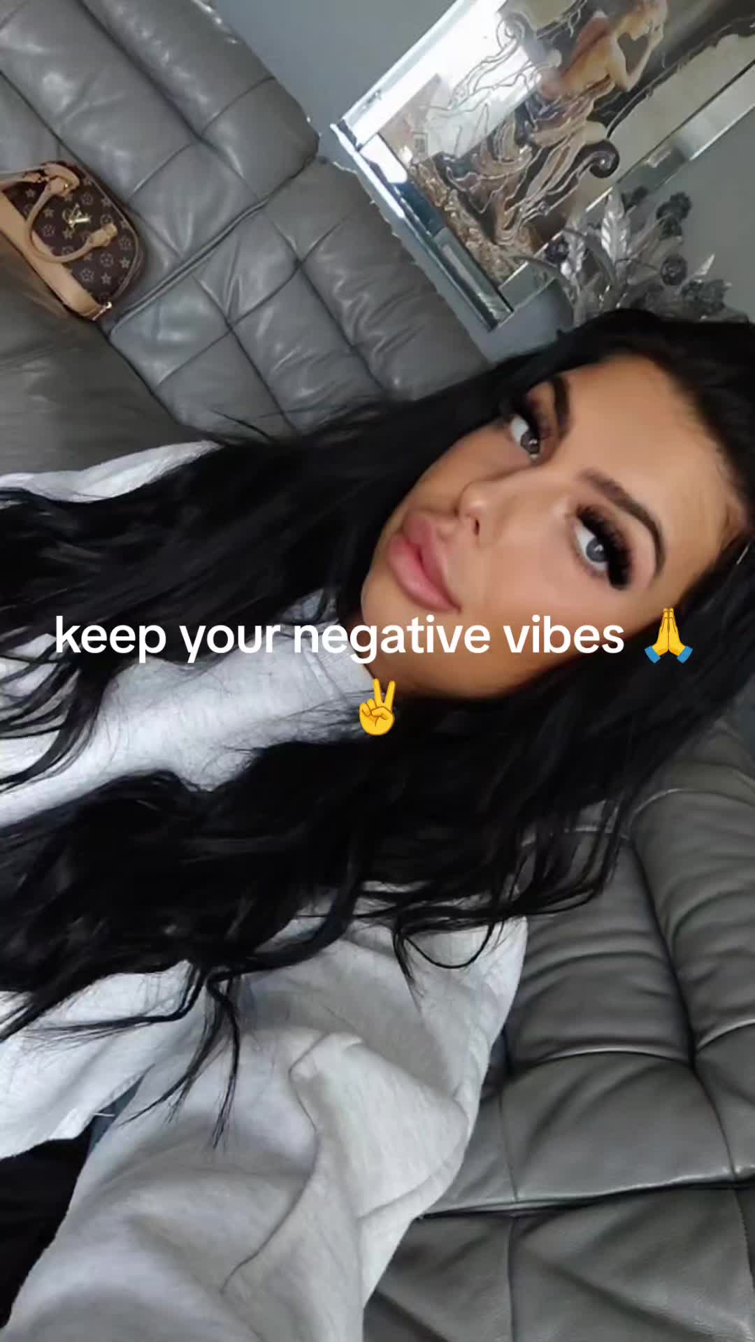 @Chloe