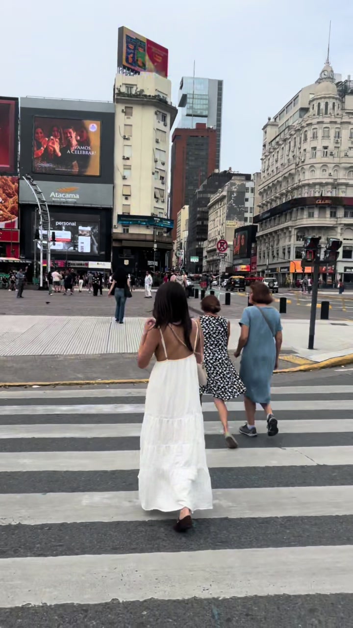 @valeegeymonat