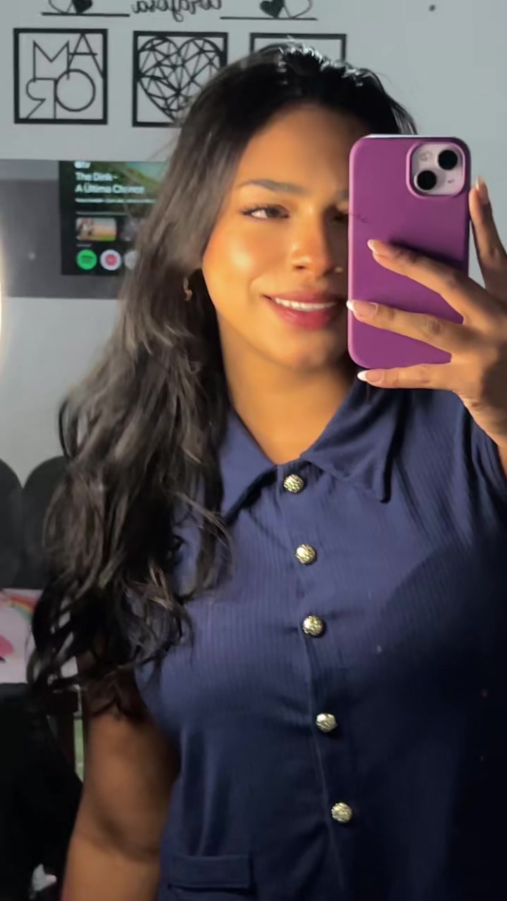 @Julia Mendes