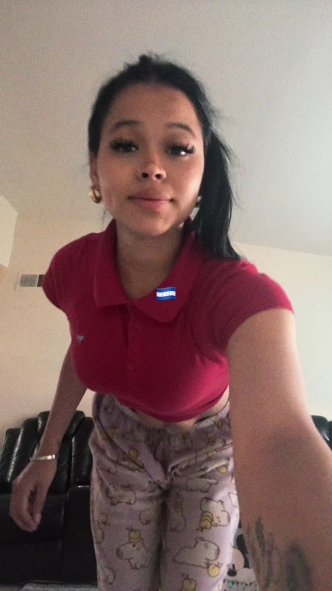 @𝑨𝒍𝒆𝒙𝒂𝒏𝒅𝒓𝒂🇭🇳🔥