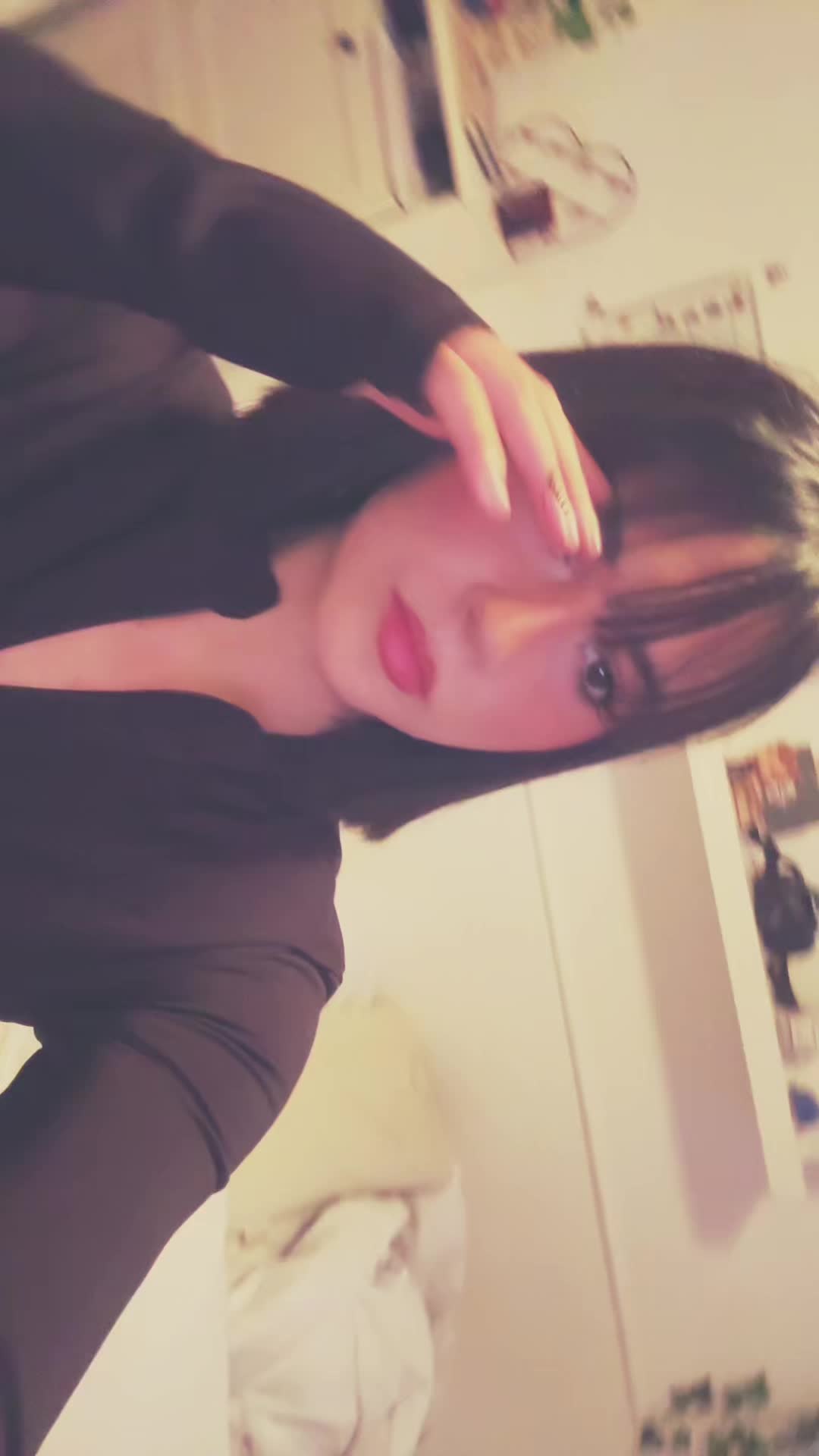 @elena