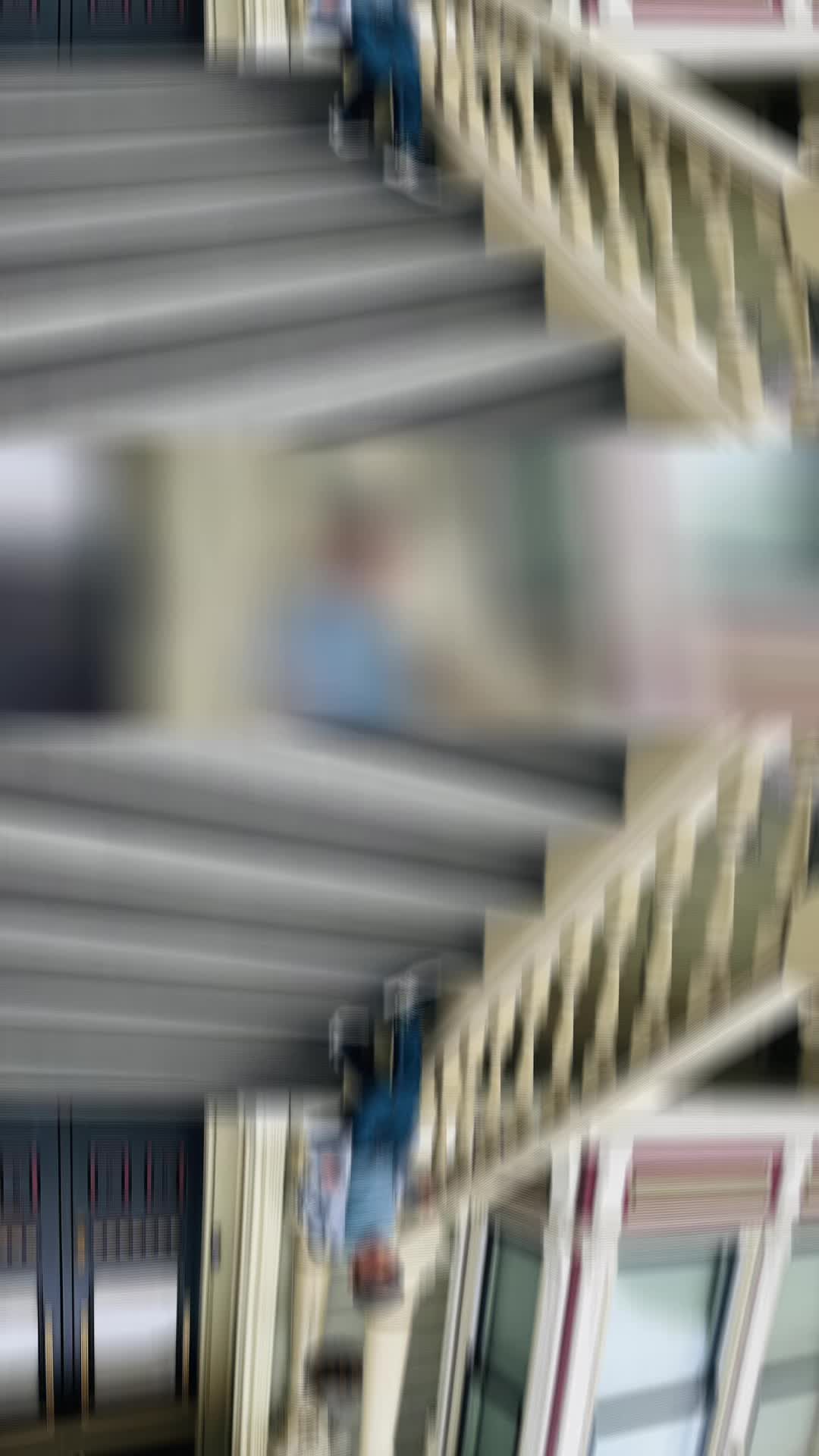 @bella01