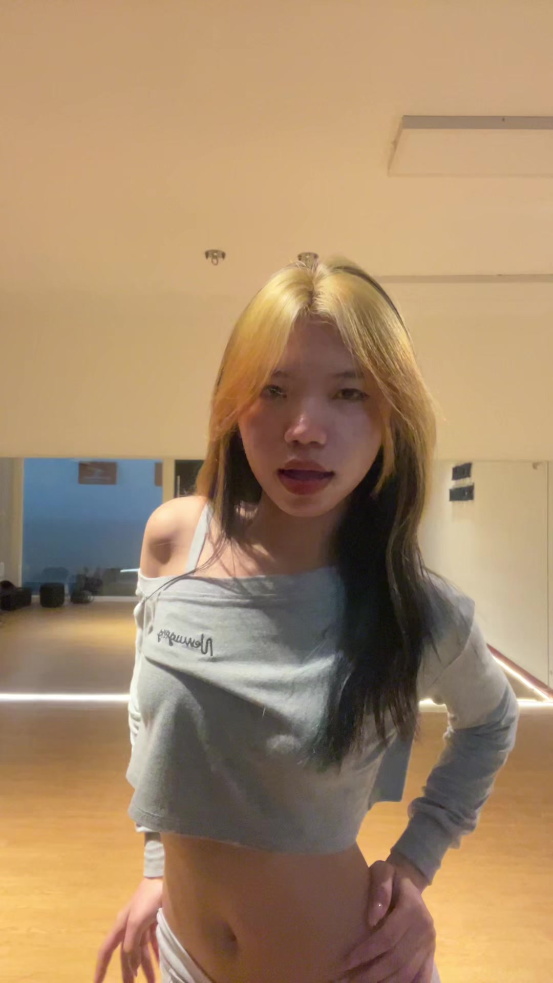 @3