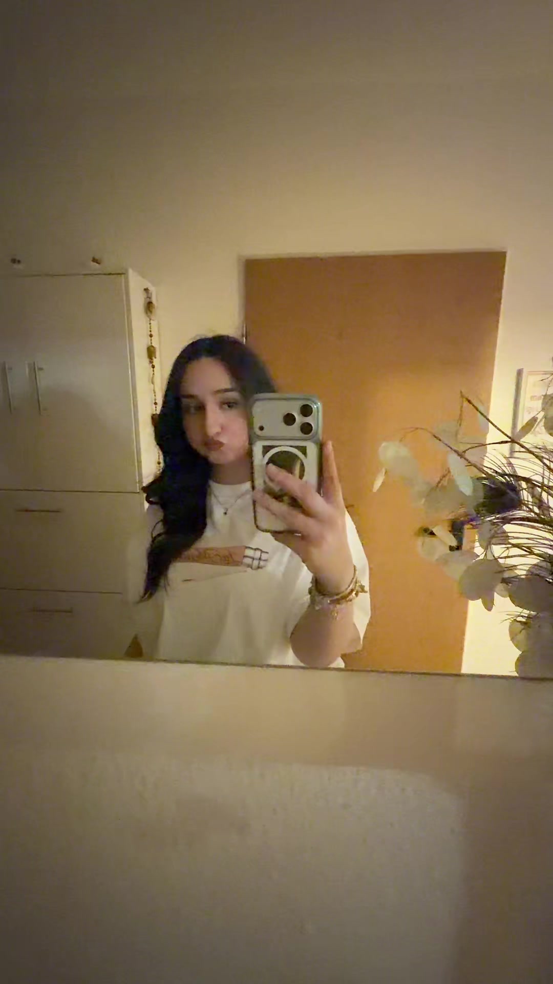 @selen.tn