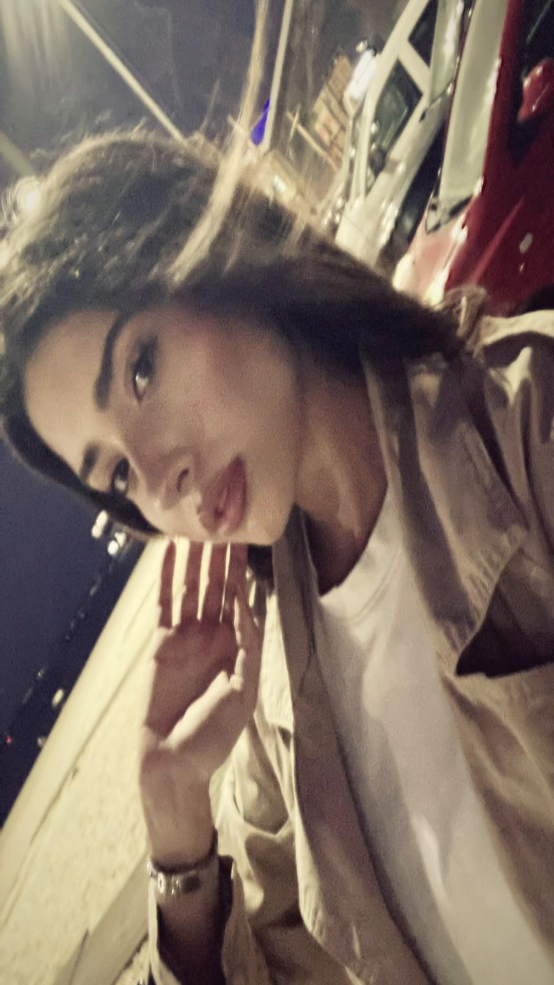 @👤