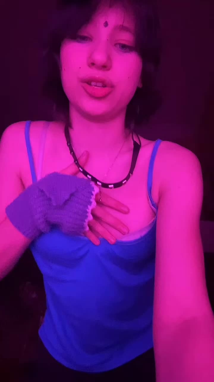 @🦈🎧♡&bull;Flo&bull;♡🎧🦈