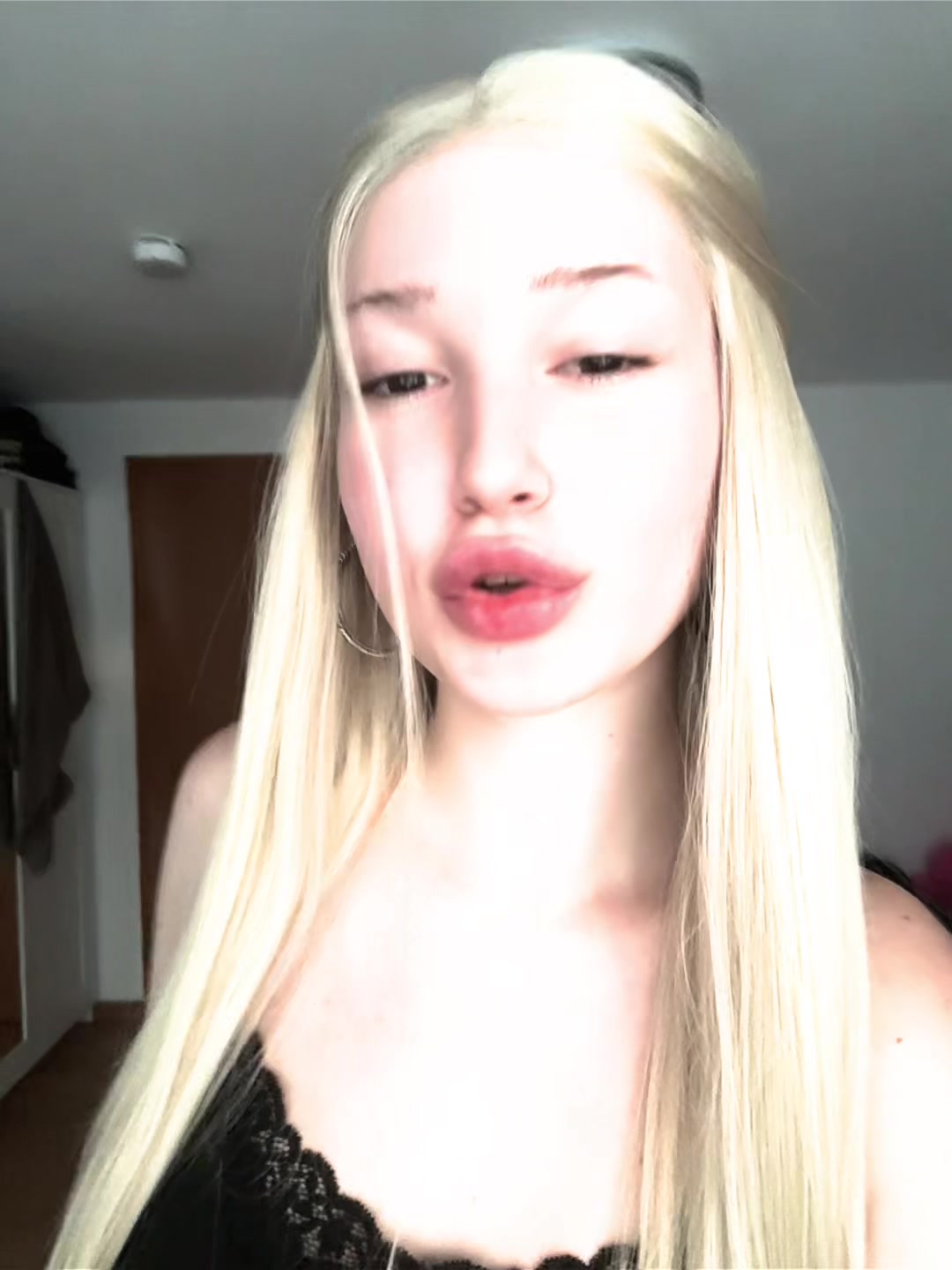 @Elisheva
