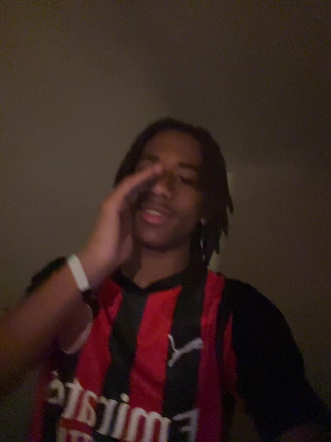 @🤘🏾❄️