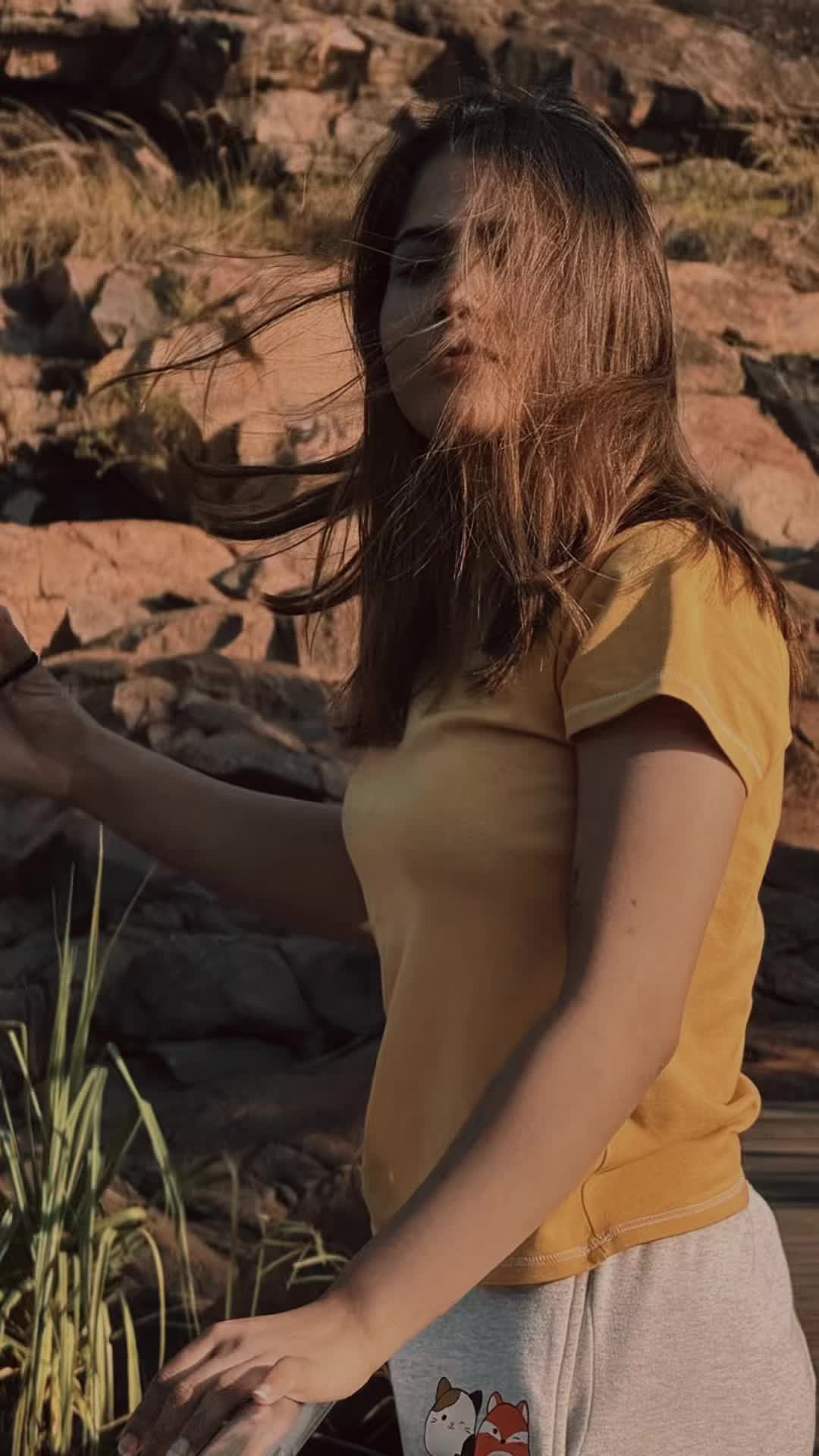 @ʙʜᴜᴍɪᴋᴀ🤍