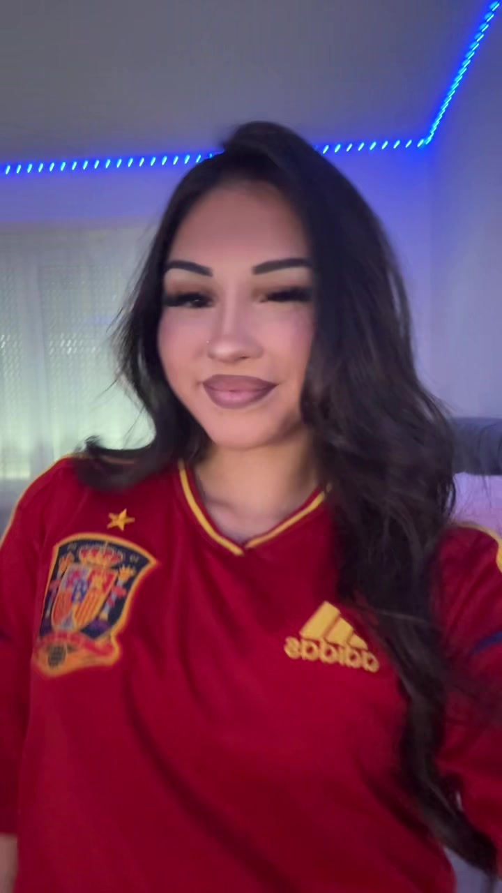@Mayara