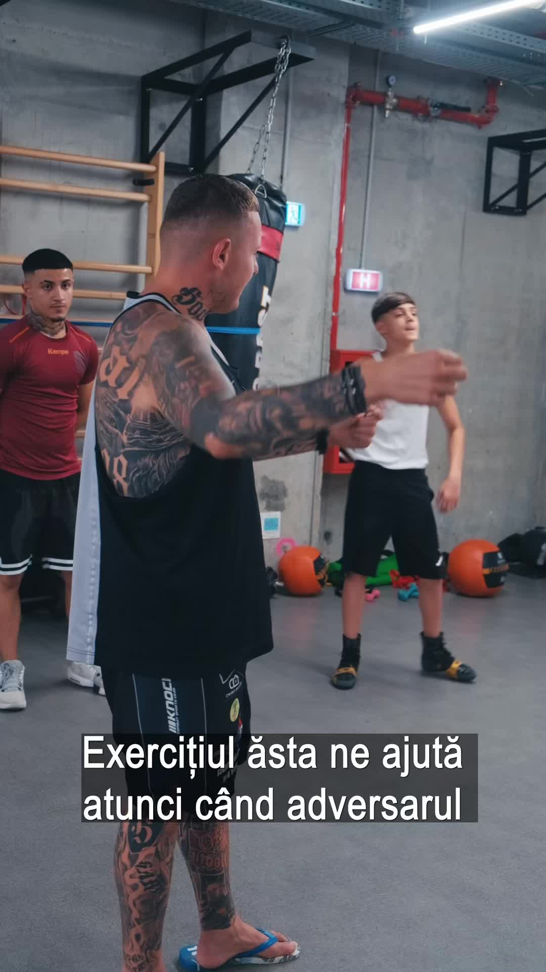 @C.S RAPID BUCUREȘTI - BOX 🥊