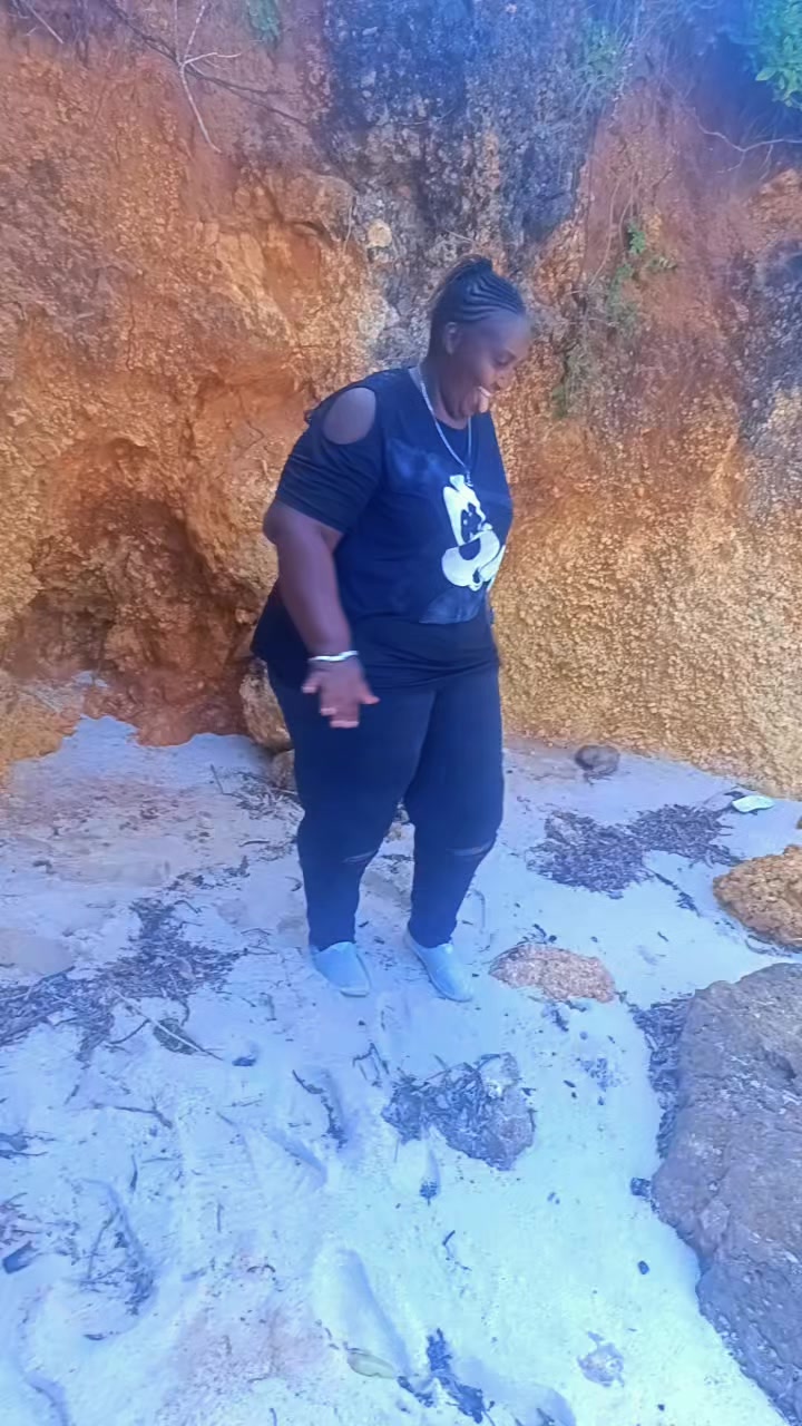@Queensjamilajackso35