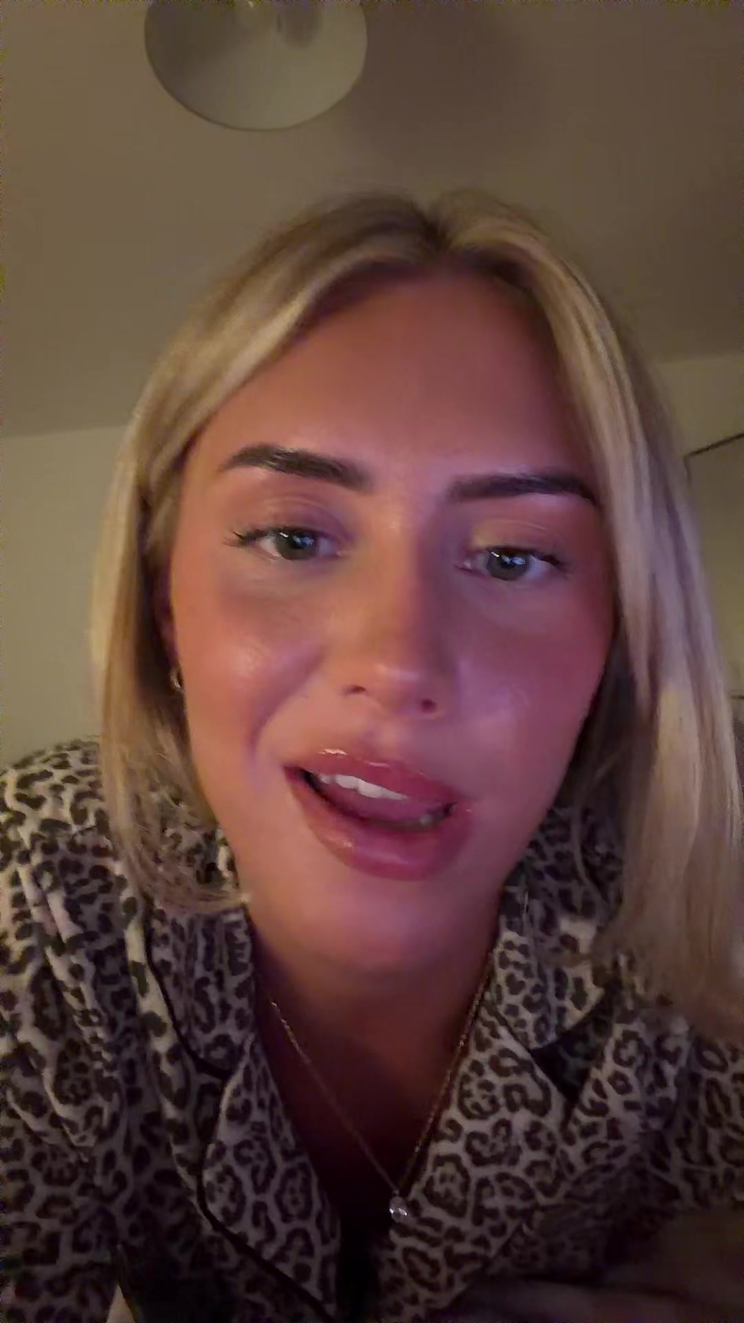 @flatwhiteasherbuv