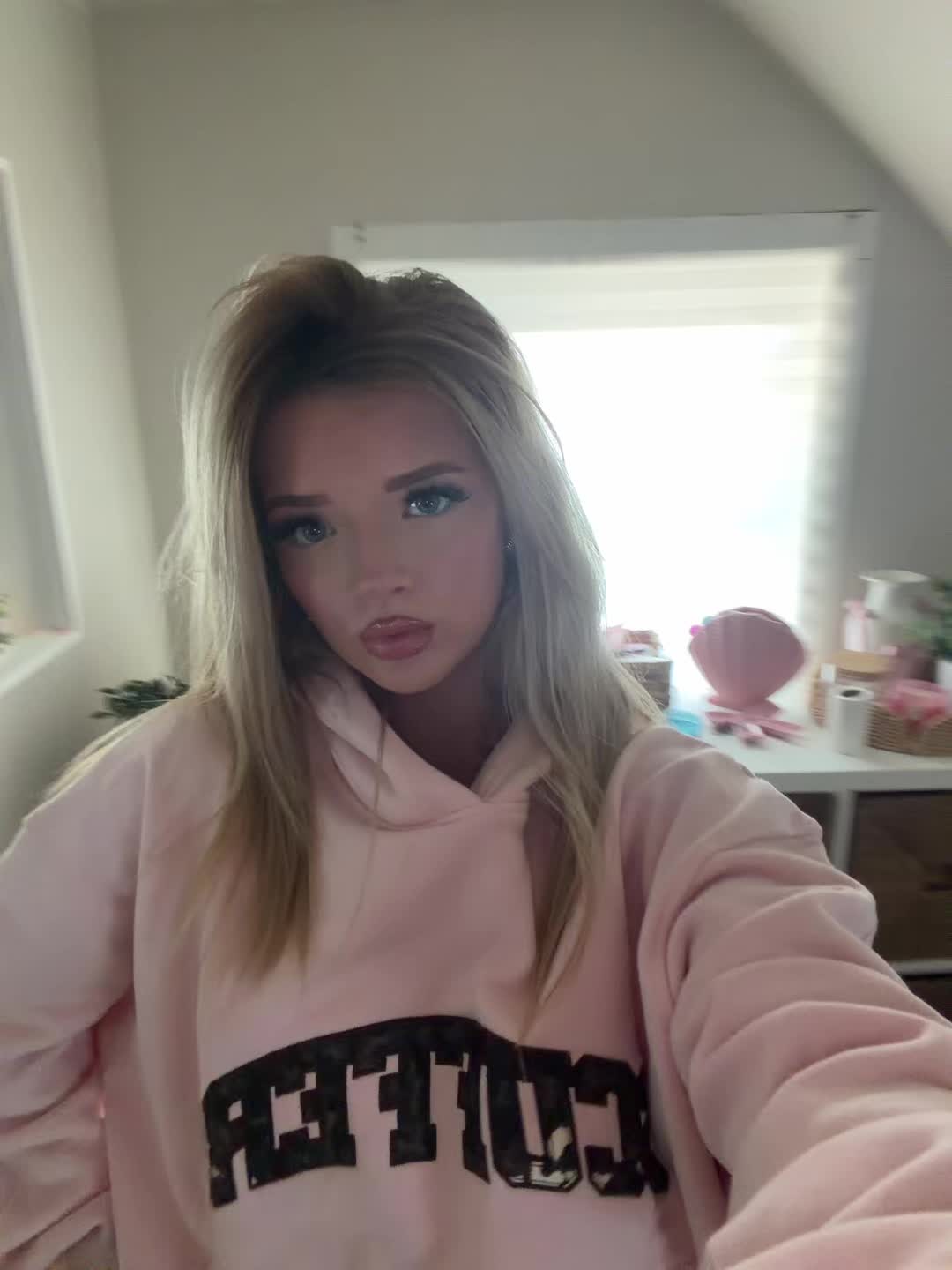 @angel💞
