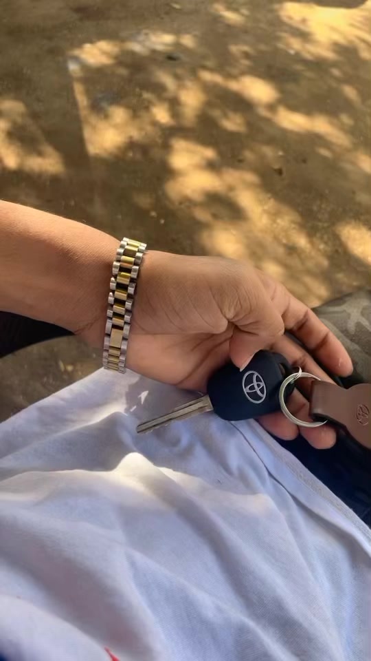 @💸 𓆩بلوچ𓆪🇦🇪