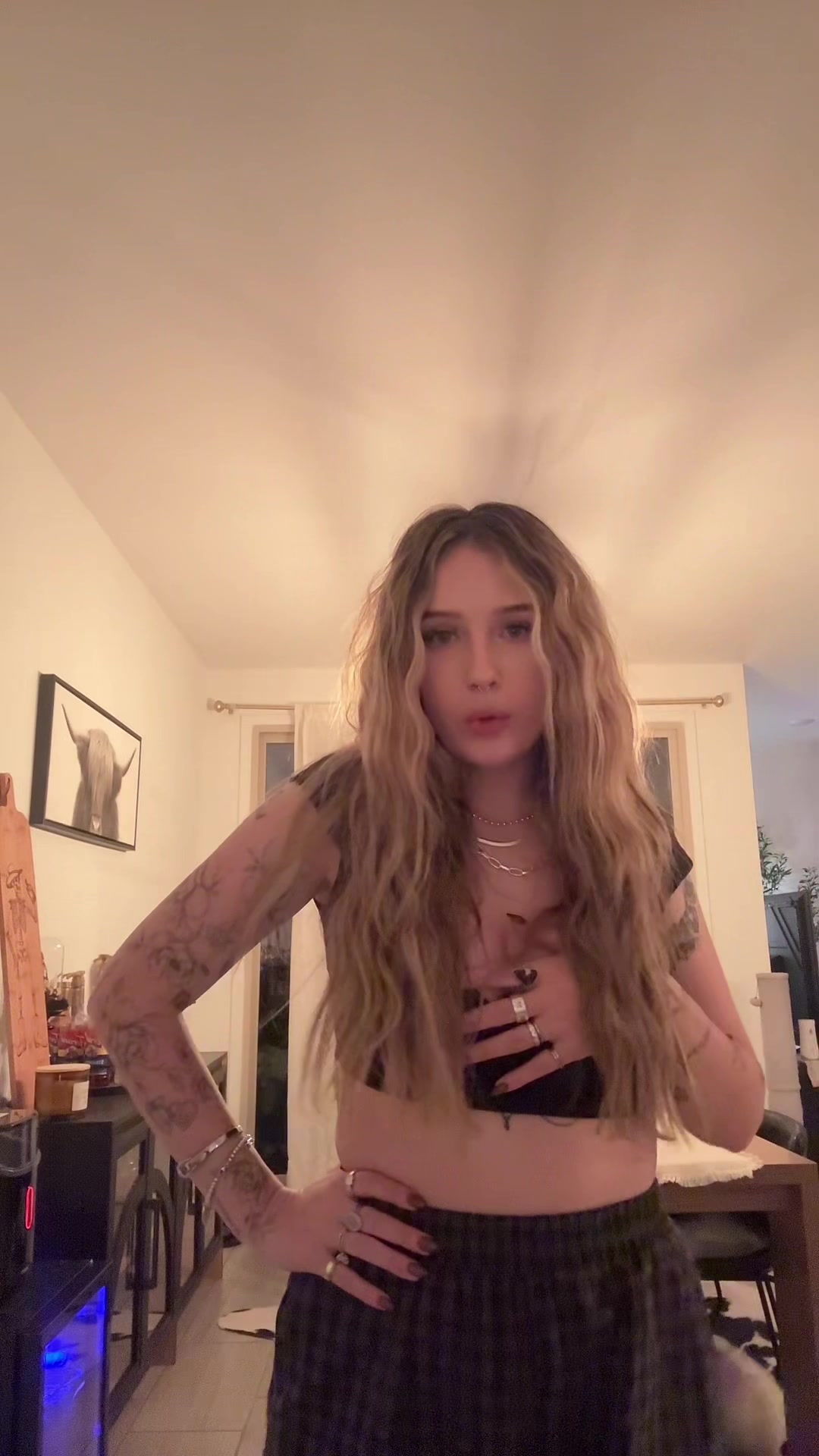 @alyssa 🖤🤘🏻
