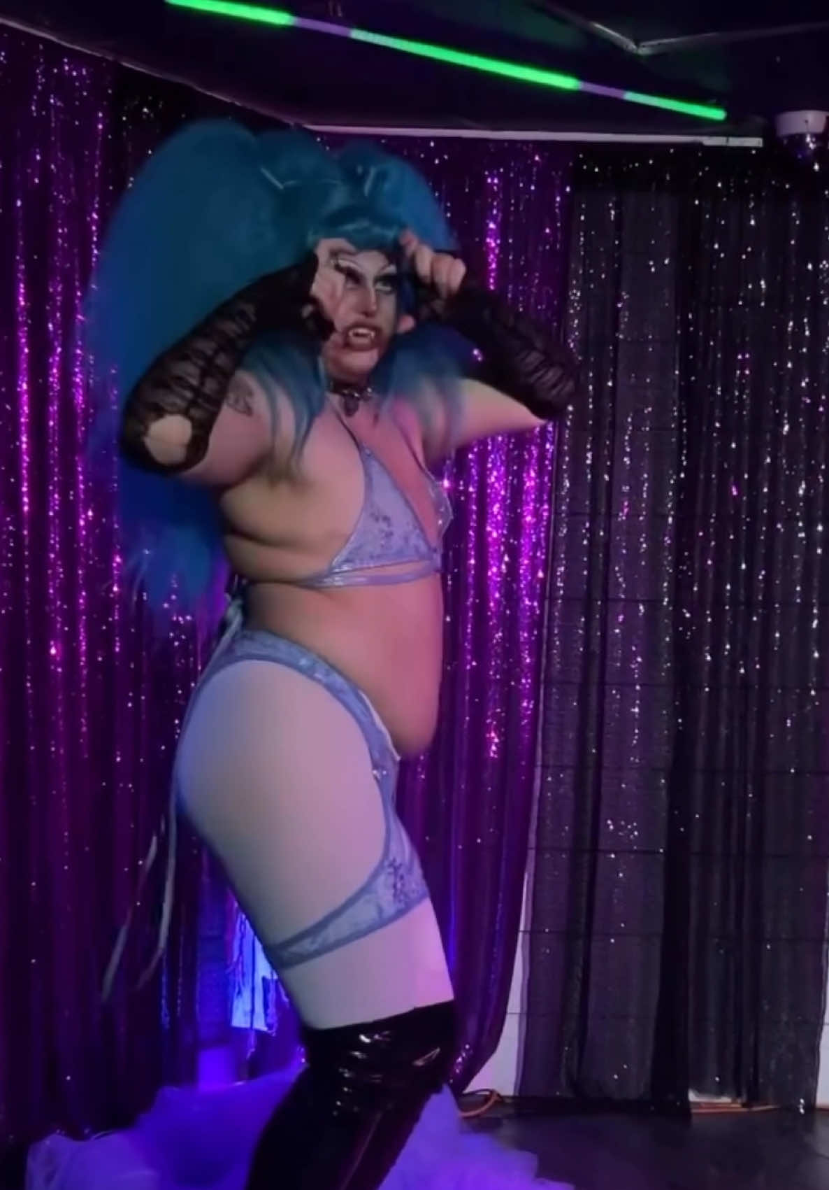 @draggedyanne